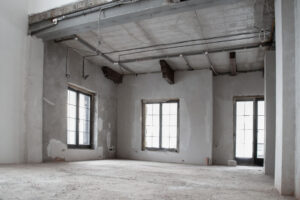 الفرق بين انواع التشطيبات الحديثة الداخلية والخارجية عبر شركة شطب - 8 شقة نصف تشطيب Unfinished apartment